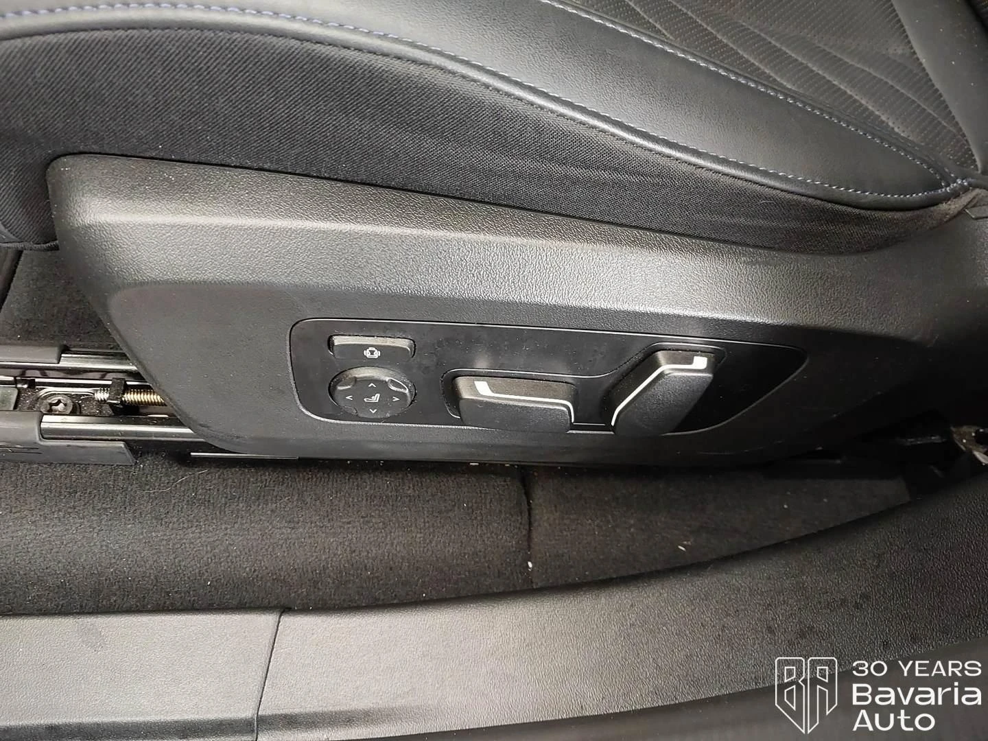 BMW X3 20d xDrive M Sport Paket Steptronic, снимка 13 - Автомобили и джипове - 53736036