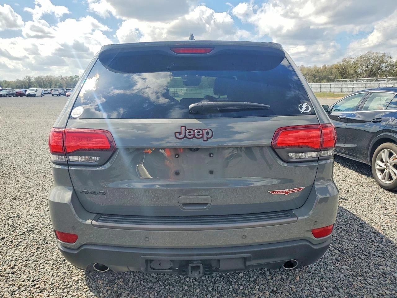 Jeep Grand cherokee TRAILHAWK| DISTRONIC| HARMAN/KARDON| 8ZF| ПАНО, снимка 5 - Автомобили и джипове - 53961760