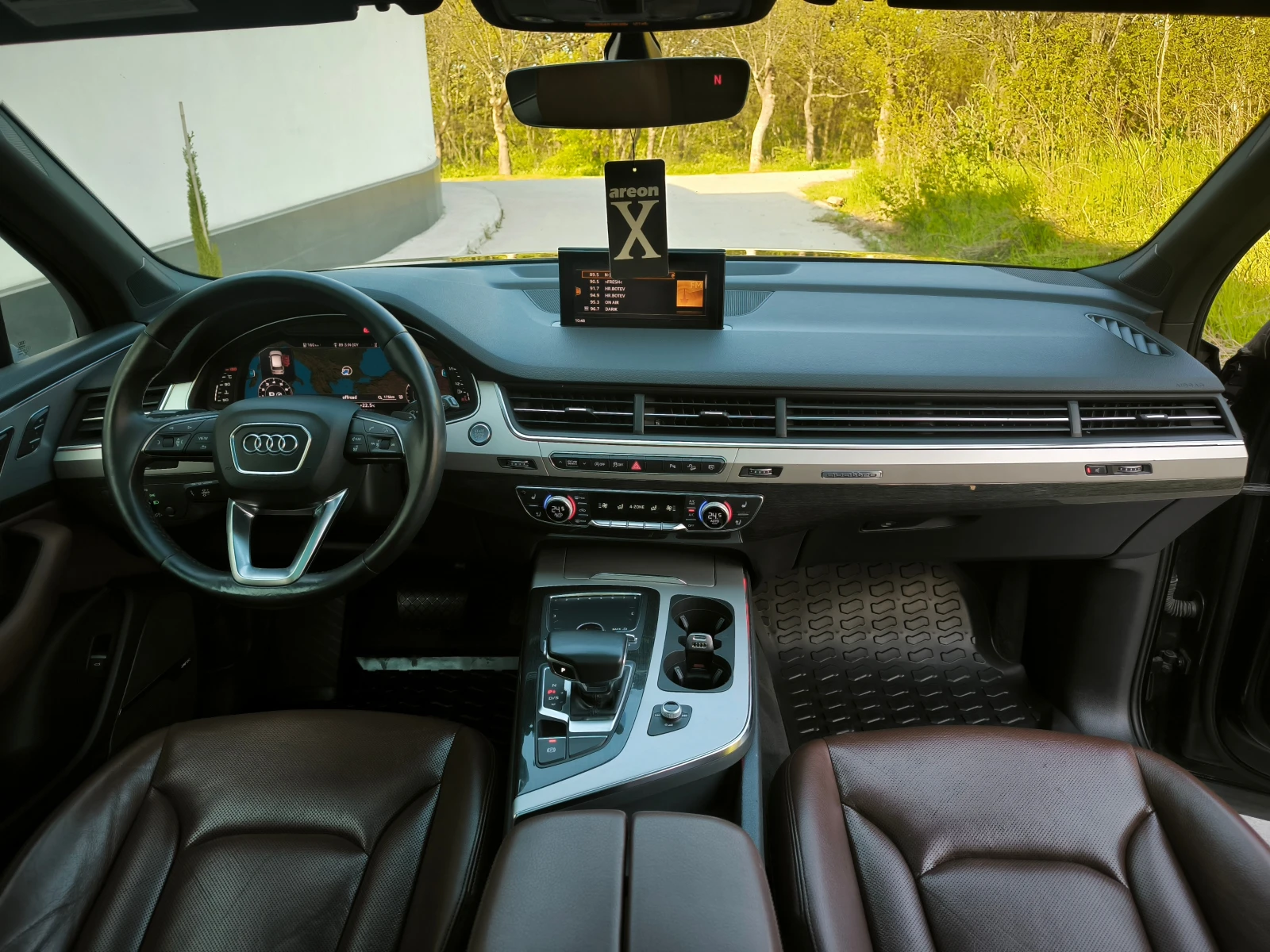 Audi Q7 3.0 TFSI S-LINE, снимка 11 - Автомобили и джипове - 54283974