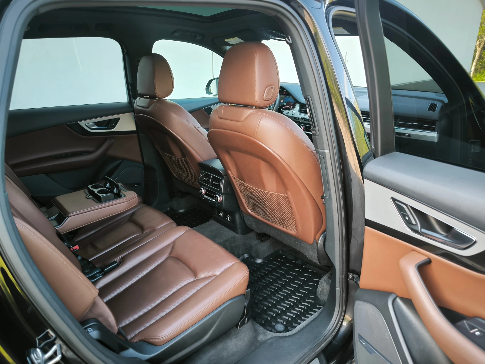 Audi Q7 3.0 TFSI S-LINE, снимка 8 - Автомобили и джипове - 54283974