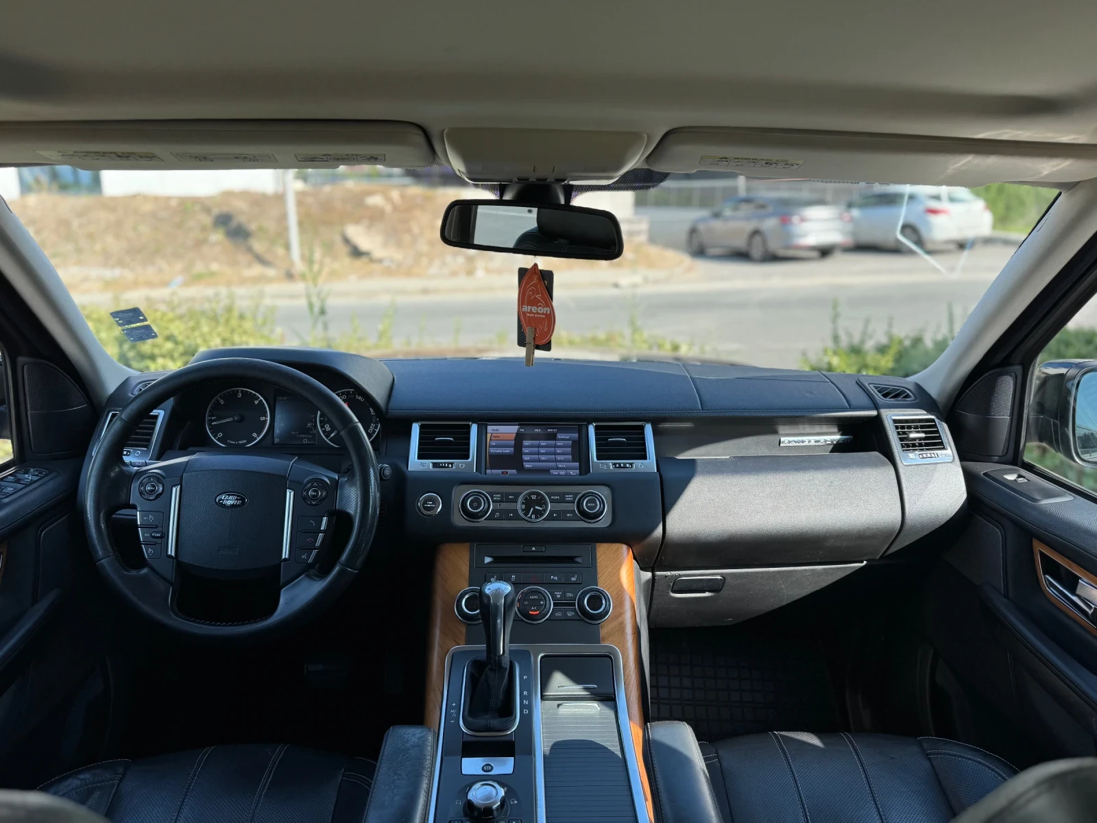 Land Rover Range Rover Sport 3.0D, снимка 11 - Автомобили и джипове - 55055843