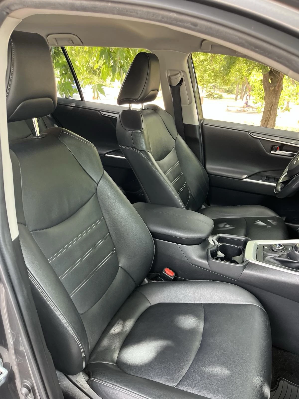 Toyota Rav4 HYBRID 4X4, снимка 7 - Автомобили и джипове - 55316188