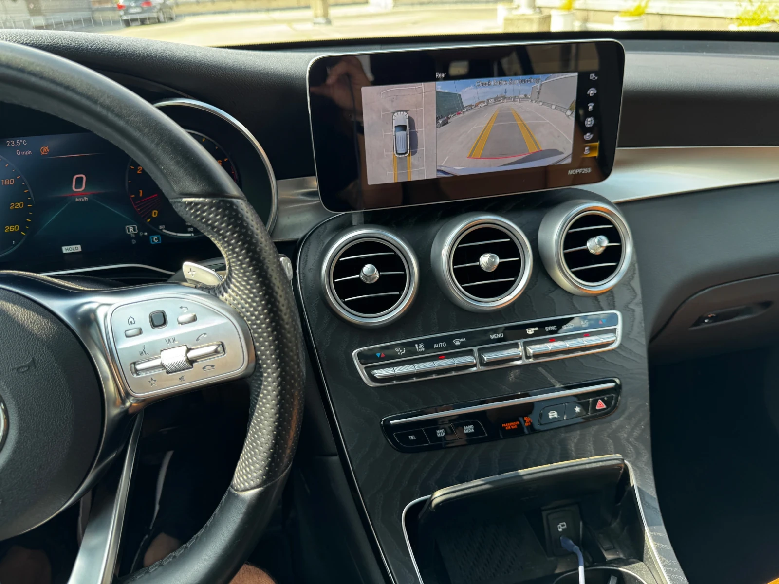 Mercedes-Benz GLC 300 4-Matic AMG, 360-view, Ambient, снимка 13 - Автомобили и джипове - 55662104