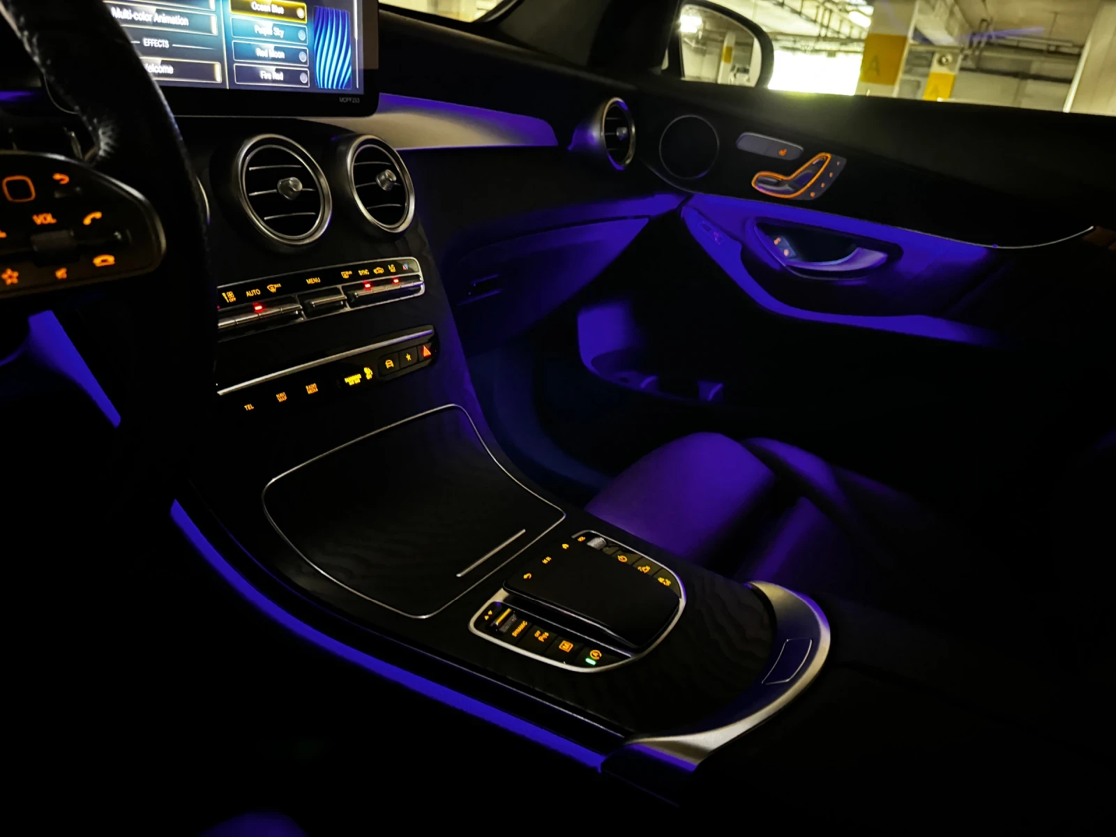 Mercedes-Benz GLC 300 4-Matic AMG, 360-view, Ambient, снимка 15 - Автомобили и джипове - 55662104