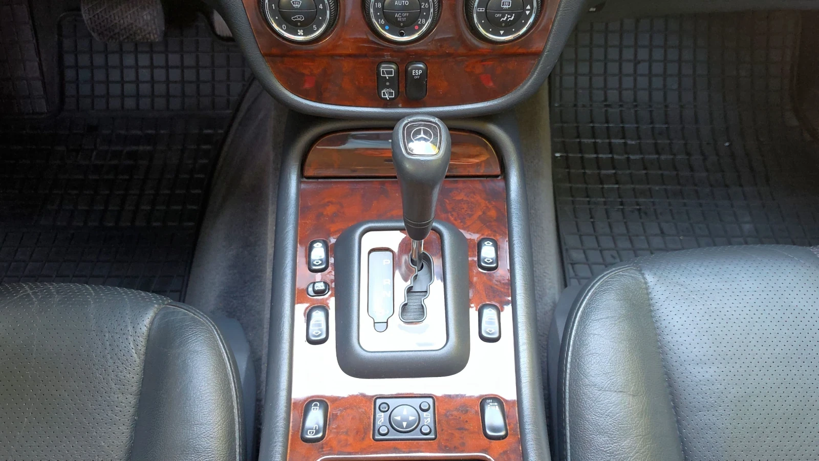 Mercedes-Benz ML 270 CDI , снимка 10 - Автомобили и джипове - 55682648
