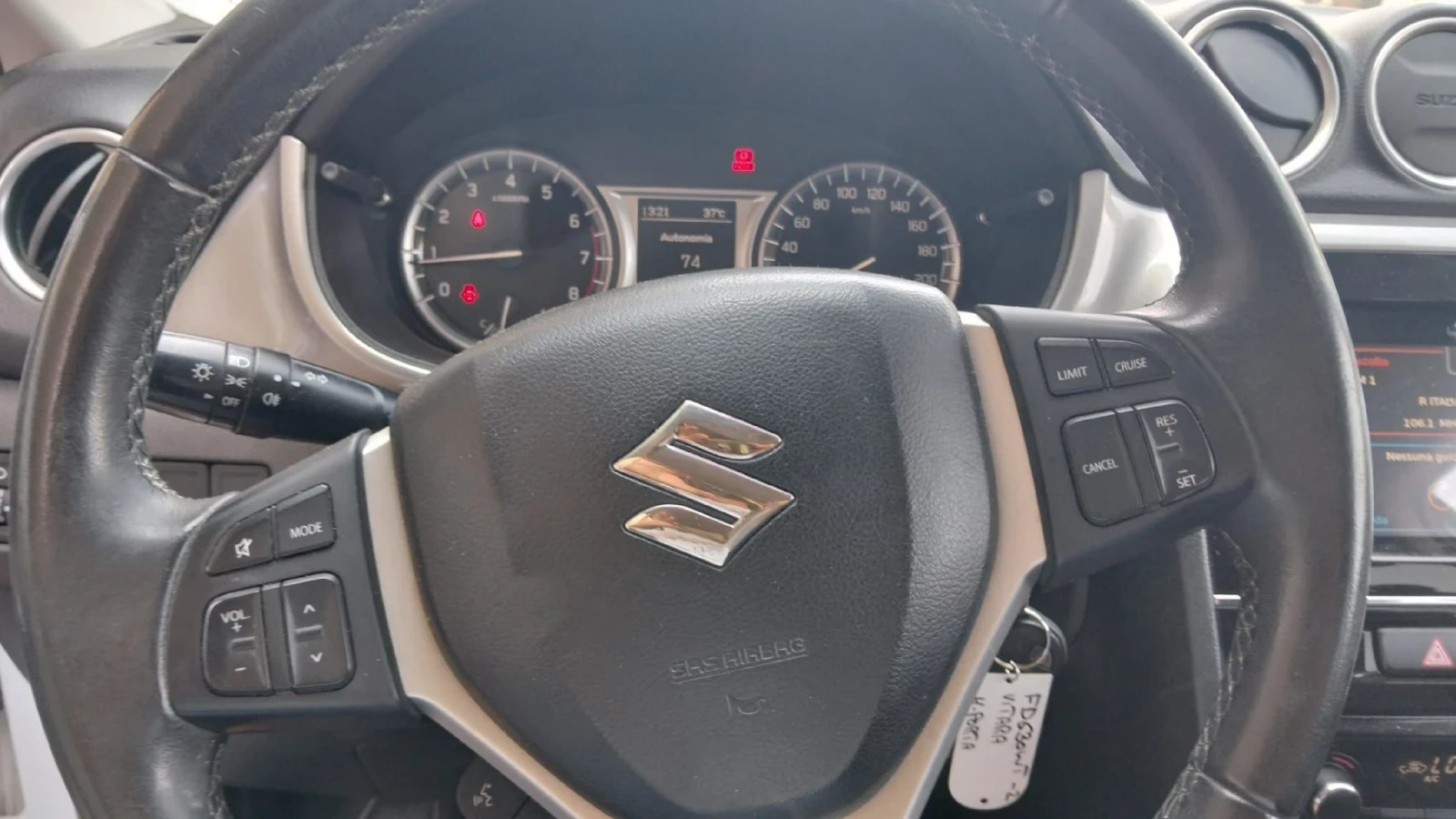 Suzuki Vitara, снимка 11 - Автомобили и джипове - 55741473