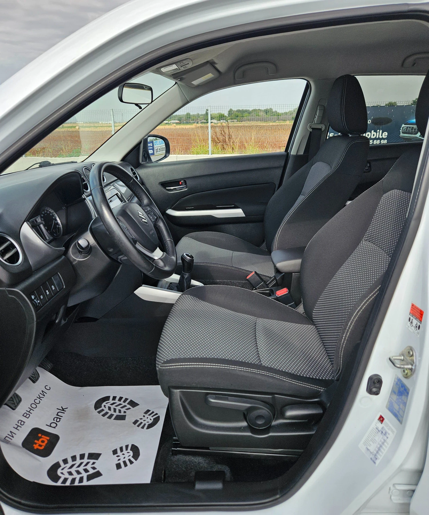 Suzuki Vitara Бензин Евро6 , снимка 10 - Автомобили и джипове - 55741473