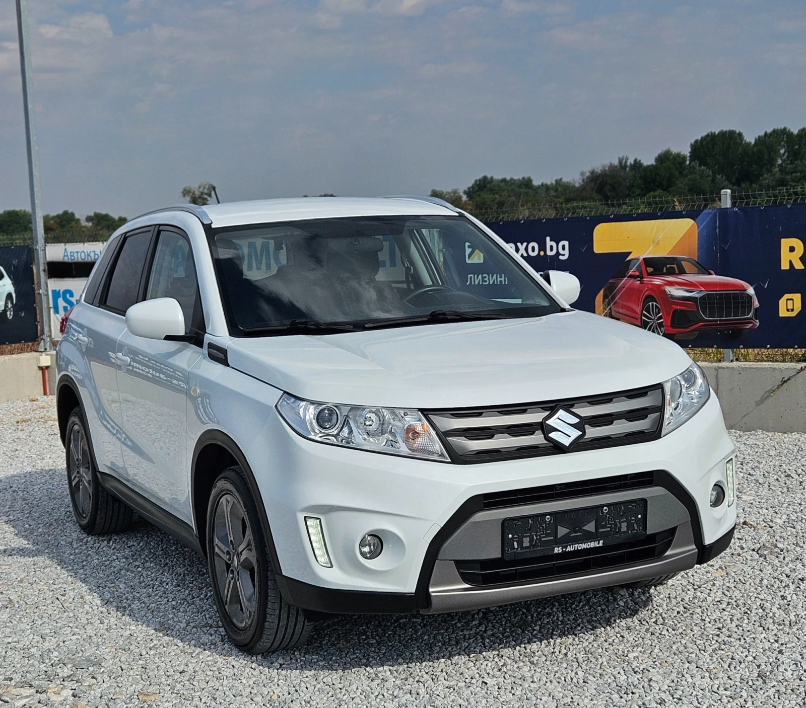 Suzuki Vitara Бензин Евро6 , снимка 3 - Автомобили и джипове - 55741473