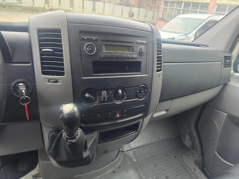 VW Crafter 2.5 TDI BJK, снимка 9 - Бусове и автобуси - 53062455