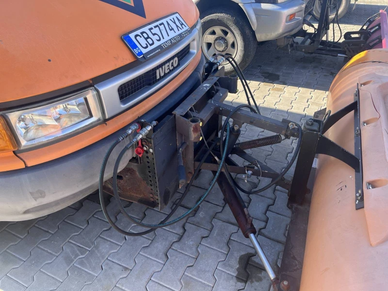 Iveco Daily, снимка 5 - Бусове и автобуси - 53411360