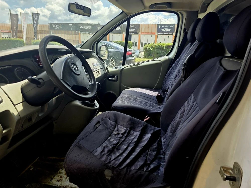 Opel Vivaro 2.0D  товарен  2008g, снимка 7 - Бусове и автобуси - 54891413