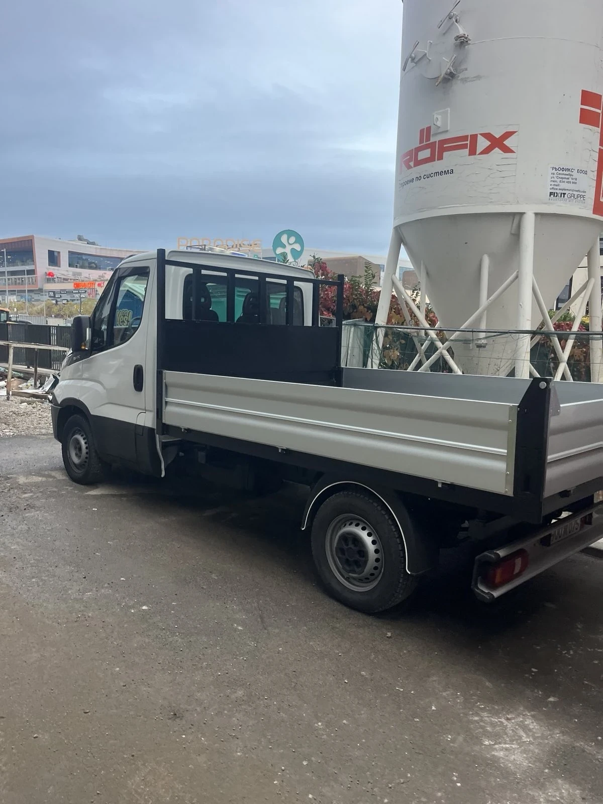 Iveco 35s13 Самосвал, снимка 9 - Бусове и автобуси - 56727591