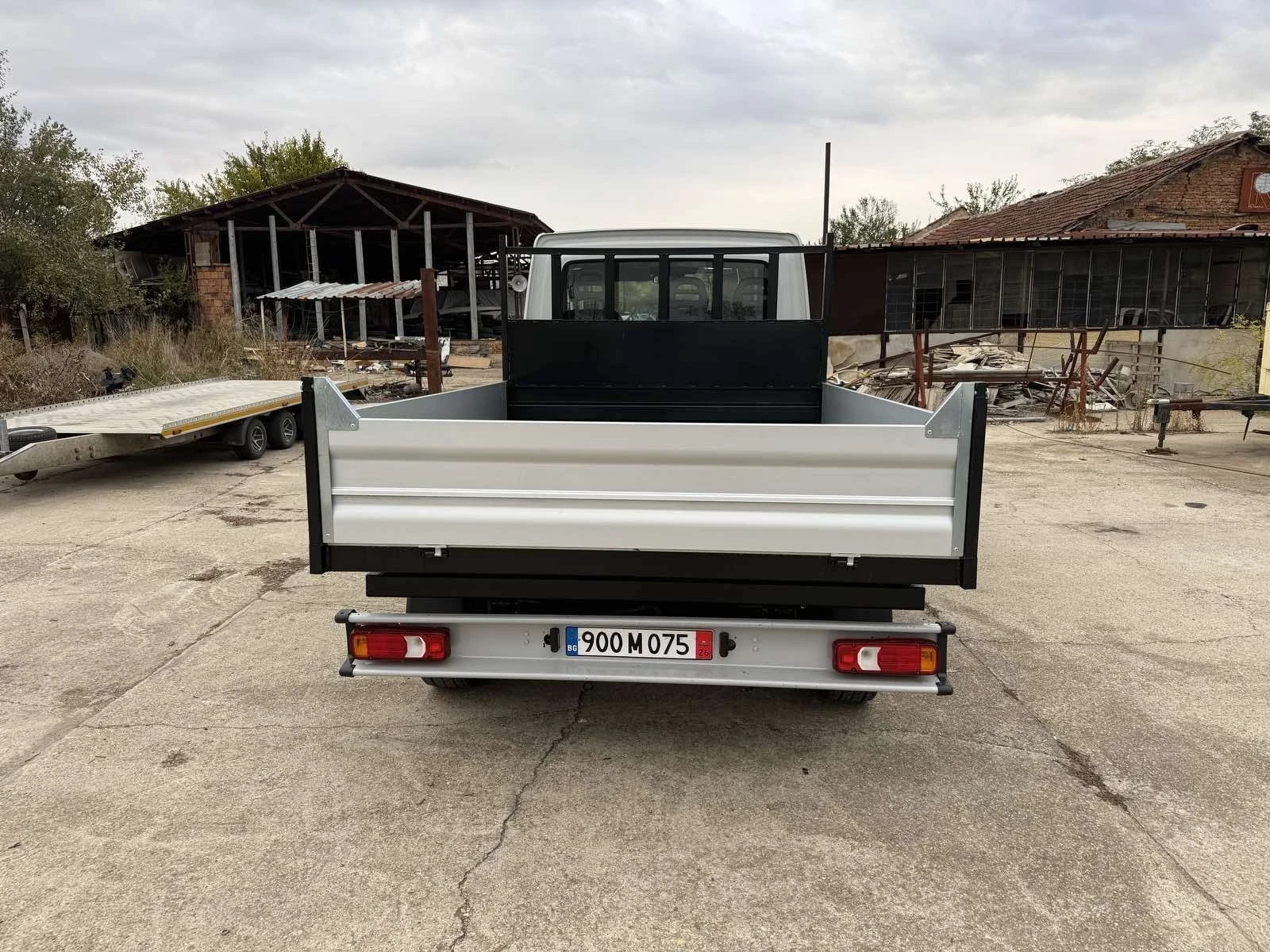 Iveco 35s13 Самосвал, снимка 5 - Бусове и автобуси - 56727591