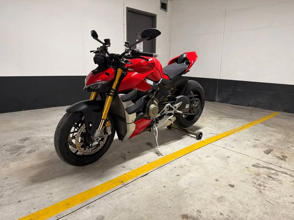 Ducati Panigale * v4s* CARFAX * БЕЗ ПЪРВОНАЧАЛНА ВНОСКА, снимка 1