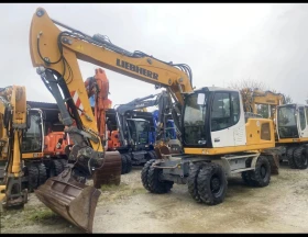 Багер Liebherr 920, снимка 1