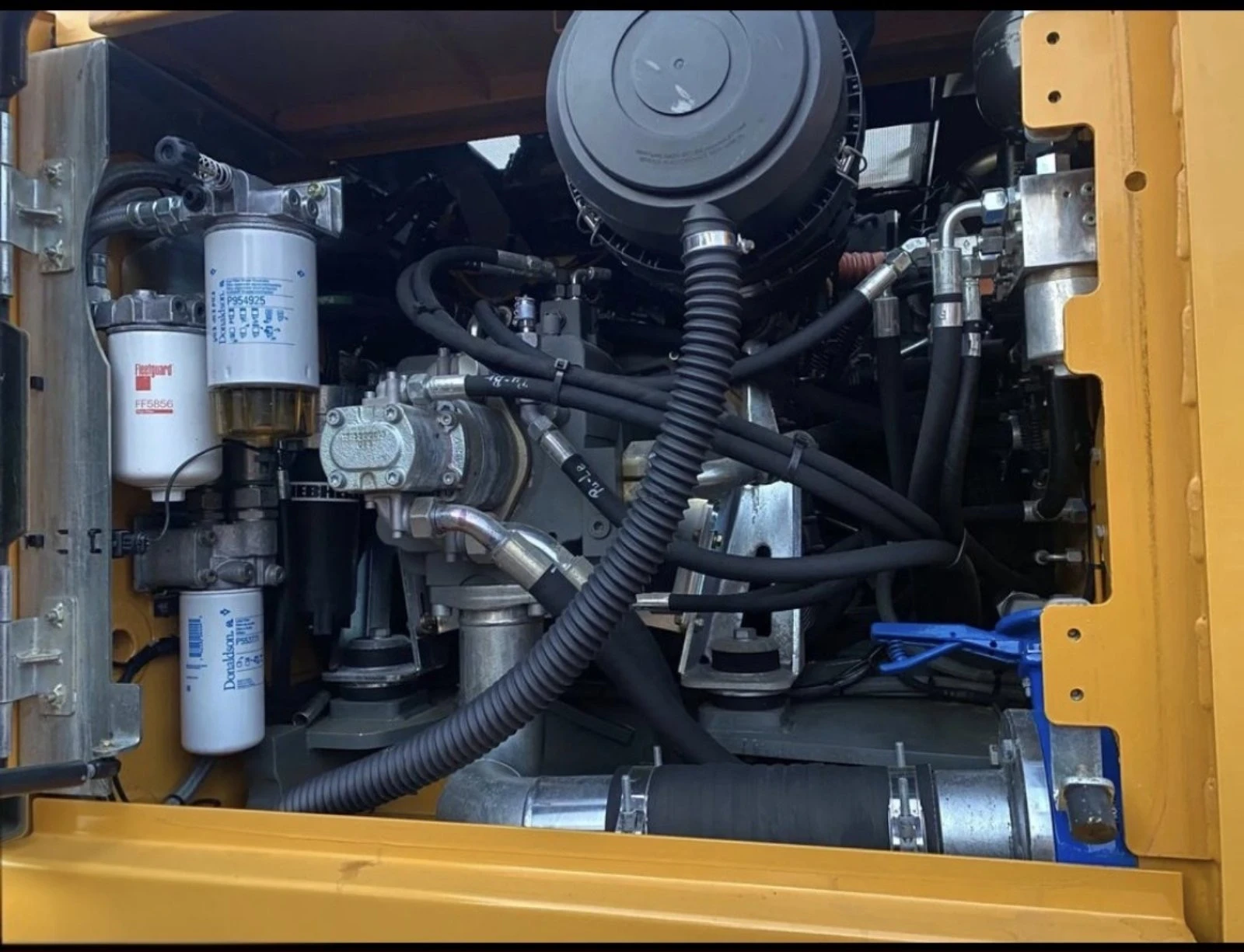 Багер Liebherr 920, снимка 6 - Индустриална техника - 53858757