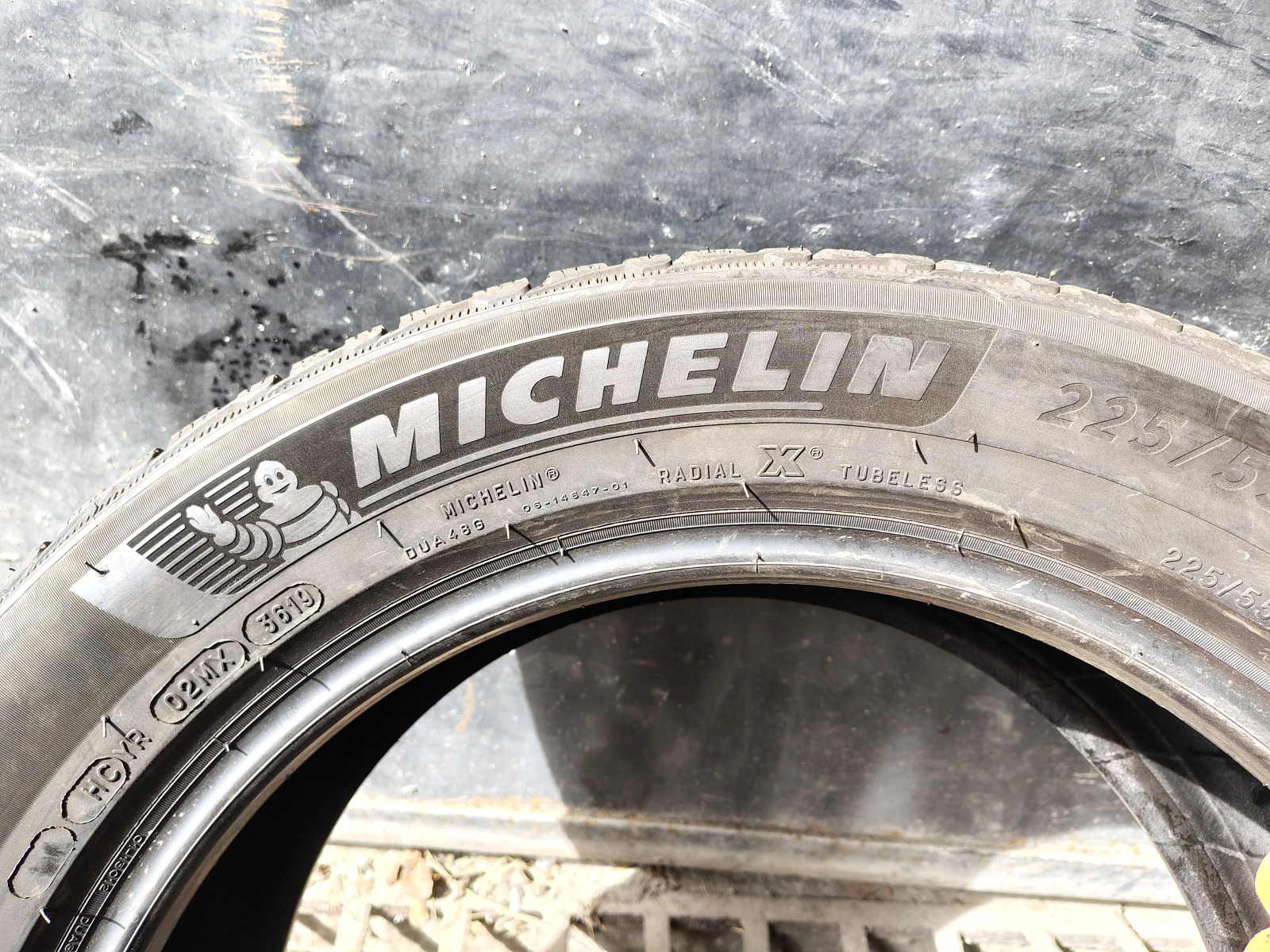 Гуми Зимни 225/55R18, снимка 5 - Гуми и джанти - 55841075