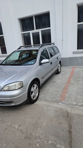 Opel Astra Комби, снимка 3