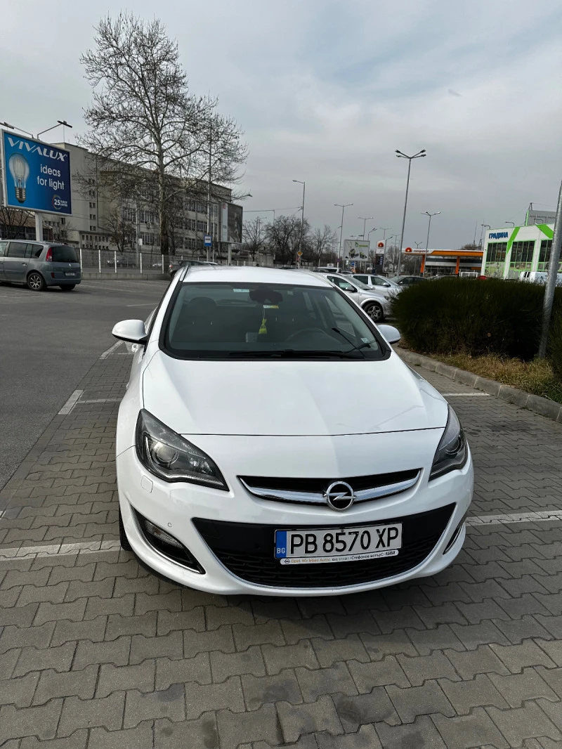 Opel Astra 1.6 Facelift, снимка 2 - Автомобили и джипове - 47008970