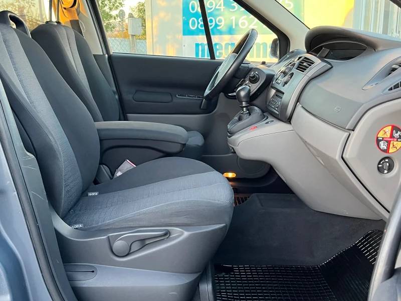 Renault Scenic 1.6 Бензин * * Facelift* * , снимка 12 - Автомобили и джипове - 47544618