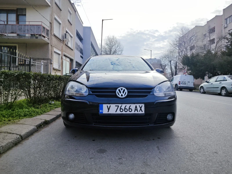 VW Golf, снимка 2 - Автомобили и джипове - 48789300