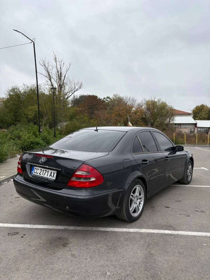 Mercedes-Benz E 270, снимка 6 - Автомобили и джипове - 53135505