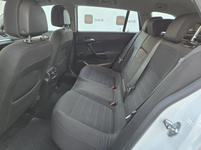 Opel Insignia 2.0CDTI-160кс= NAVI= ПОДГРЕВ= АВТОПИЛОТ= EURO 5A, снимка 9 - Автомобили и джипове - 52159304