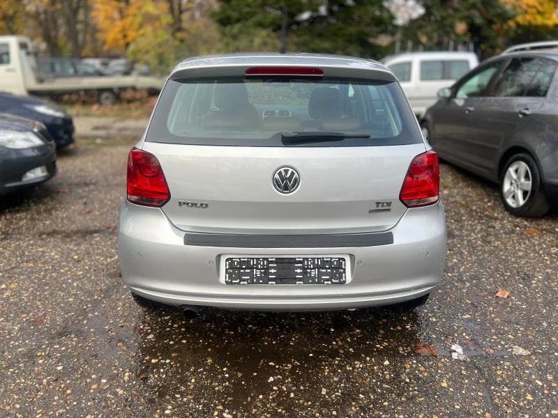 VW Polo 1.6tdi / 90к.с. / Навигация, снимка 5 - Автомобили и джипове - 52502861