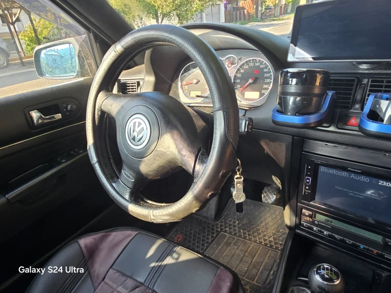 VW Golf, снимка 14 - Автомобили и джипове - 52566360