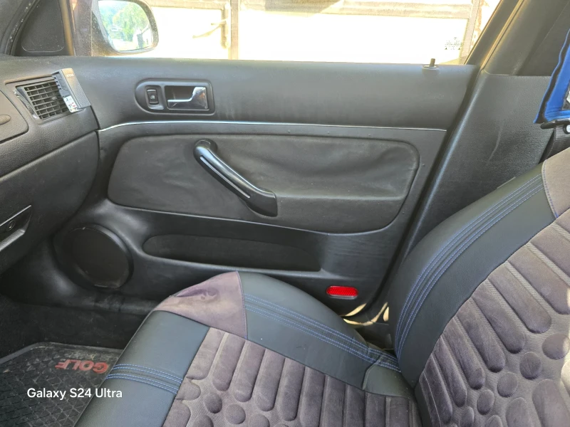 VW Golf, снимка 10 - Автомобили и джипове - 52566360