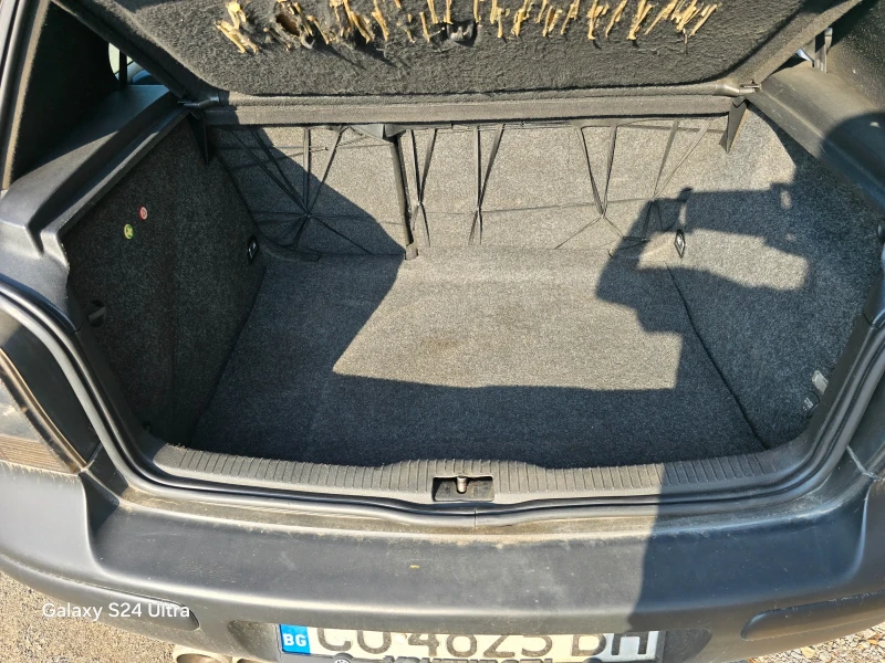 VW Golf, снимка 6 - Автомобили и джипове - 52566360