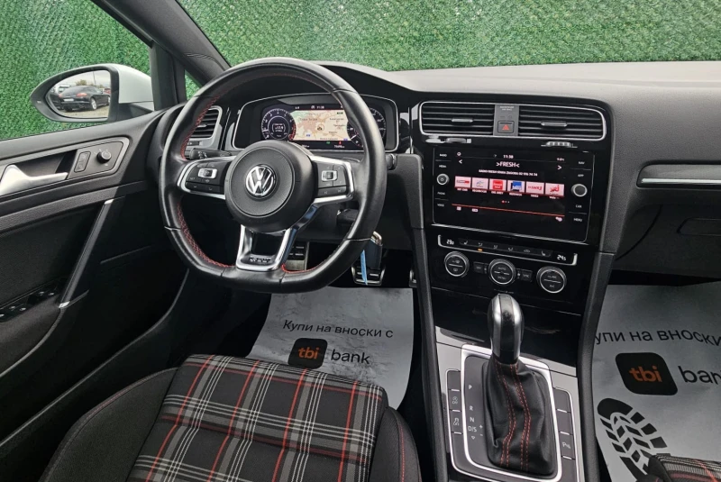 VW Golf 2.0 GTI* 245кс* PERFORMANCE* DIGITAL* 75000км, снимка 14 - Автомобили и джипове - 52595919