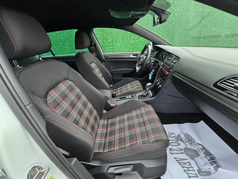 VW Golf 2.0 GTI* 245кс* PERFORMANCE* DIGITAL* 75000км, снимка 11 - Автомобили и джипове - 52595919