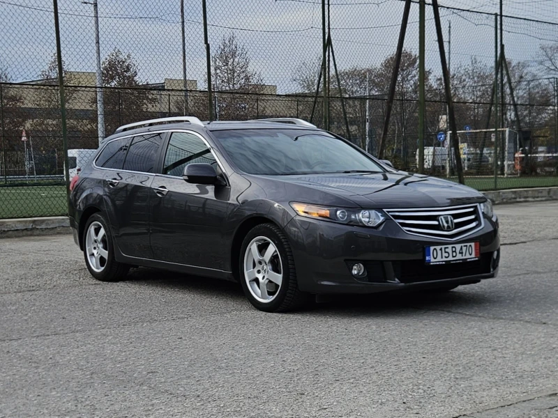 Honda Accord 2.4i-VTEC Distronic* Line Asist* Navi* TUV 2026г., снимка 3 - Автомобили и джипове - 52658139