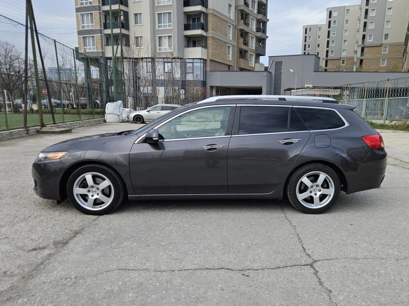 Honda Accord 2.4i-VTEC Distronic* Line Asist* Navi* TUV 2026г., снимка 8 - Автомобили и джипове - 52658139