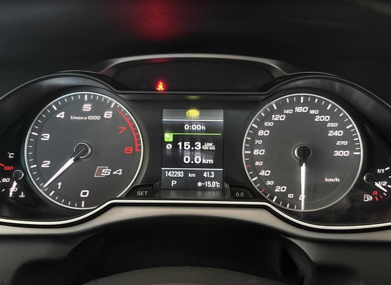 Audi S4 Progressiv, снимка 8 - Автомобили и джипове - 52883545