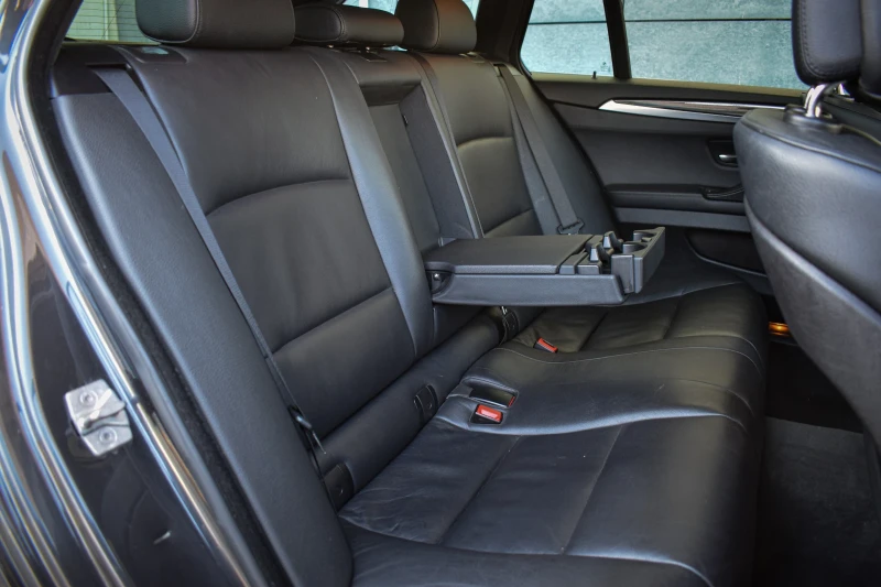 BMW 530 530xd F11 258hp, снимка 11 - Автомобили и джипове - 52957958