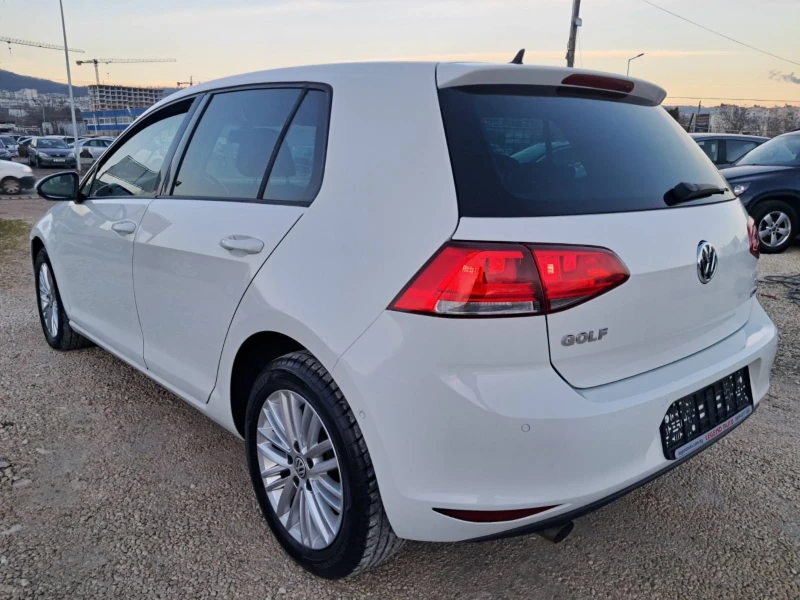 VW Golf 1.6TDI, снимка 6 - Автомобили и джипове - 53149570