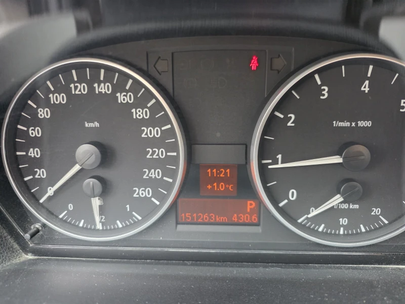 BMW 330 IX, снимка 7 - Автомобили и джипове - 53200628