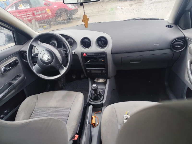 Seat Ibiza 1.9TDI, снимка 5 - Автомобили и джипове - 53235853