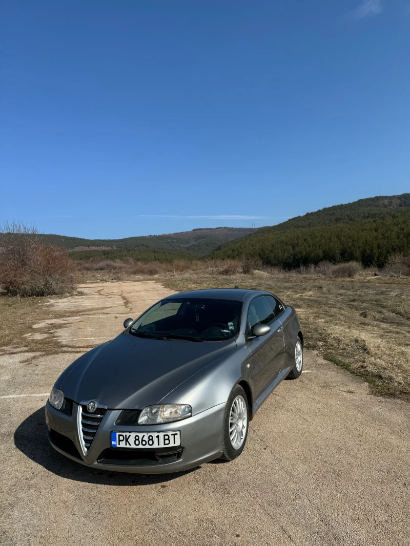 Alfa Romeo Gt Купе, снимка 3 - Автомобили и джипове - 53289672