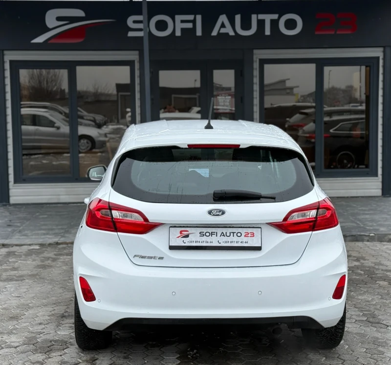 Ford Fiesta 1.1 i перфектна!, снимка 6 - Автомобили и джипове - 53305848