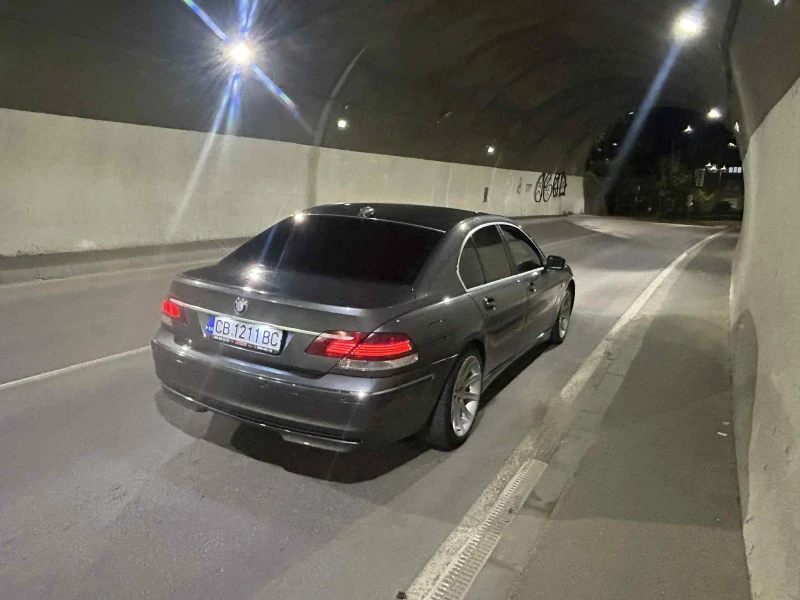 BMW 750, снимка 6 - Автомобили и джипове - 53370745