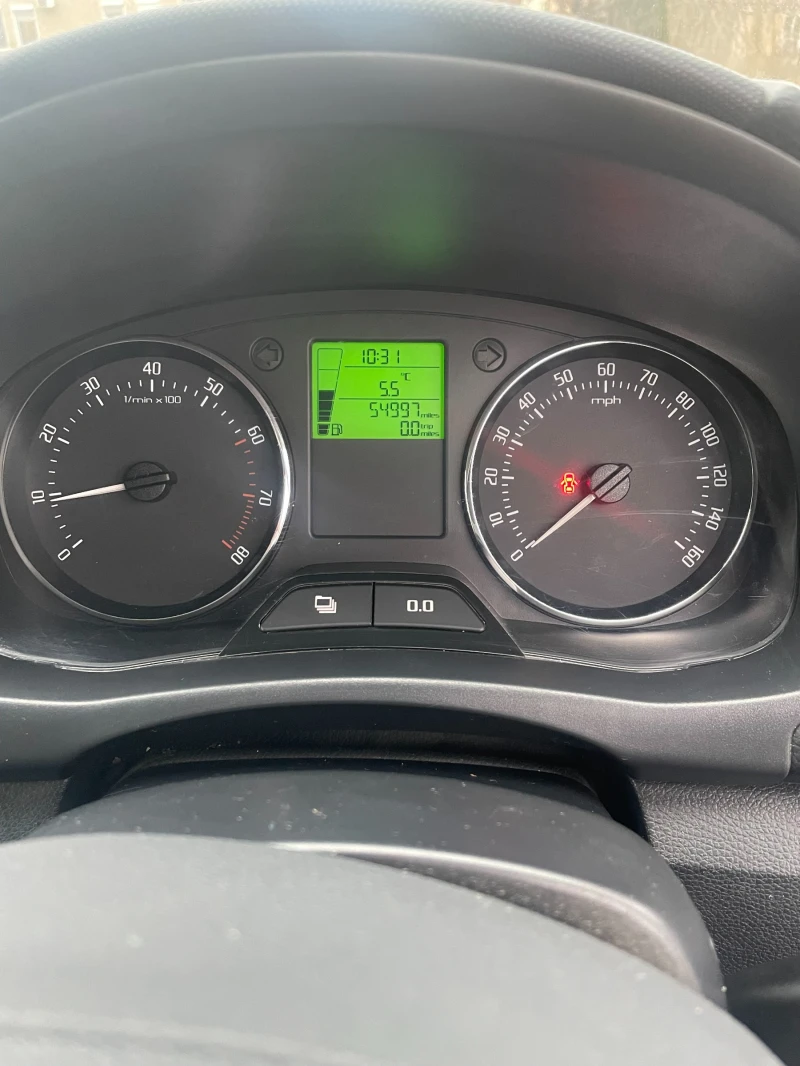 Skoda Fabia, снимка 7 - Автомобили и джипове - 53511519