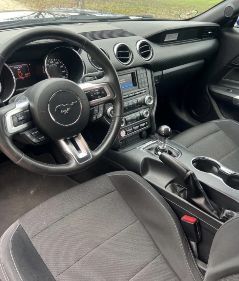 Ford Mustang, снимка 10 - Автомобили и джипове - 53521352