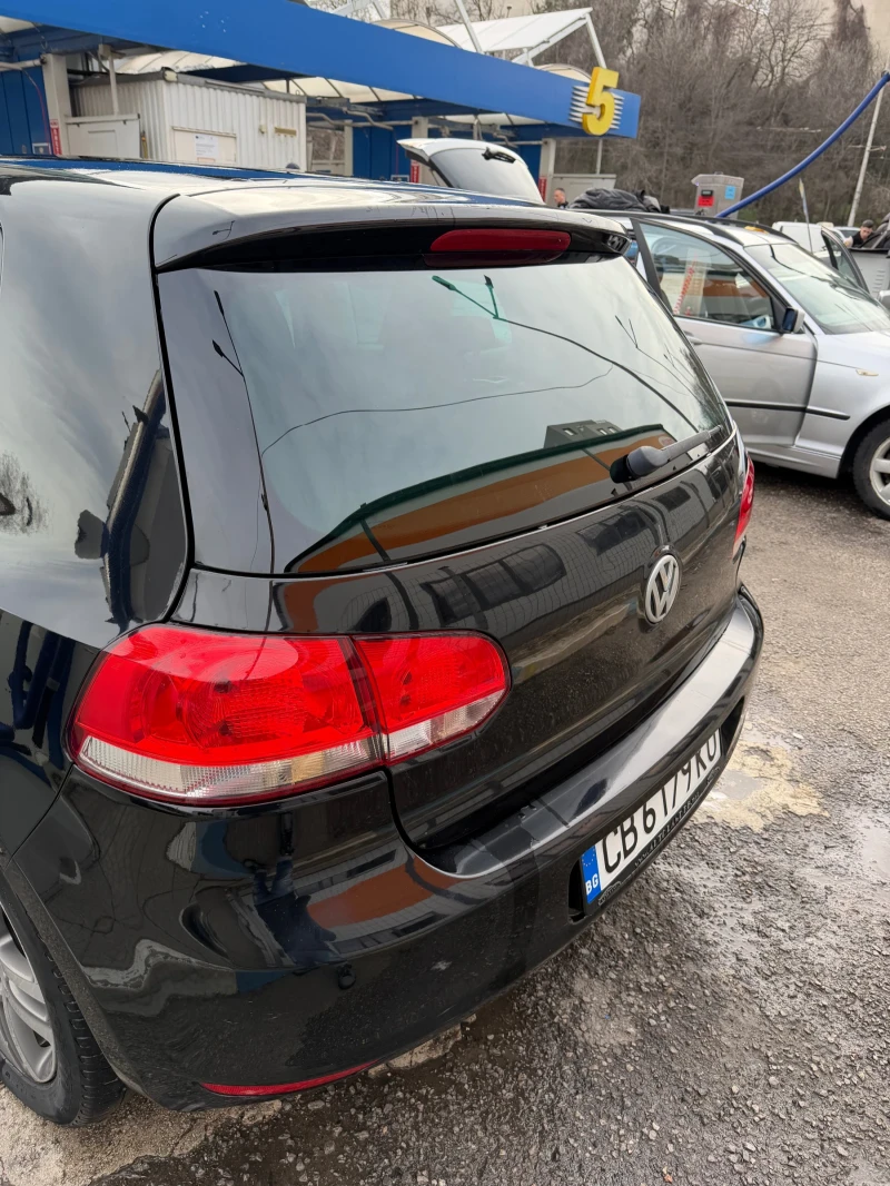 VW Golf 1.6 FSI, снимка 6 - Автомобили и джипове - 53540349