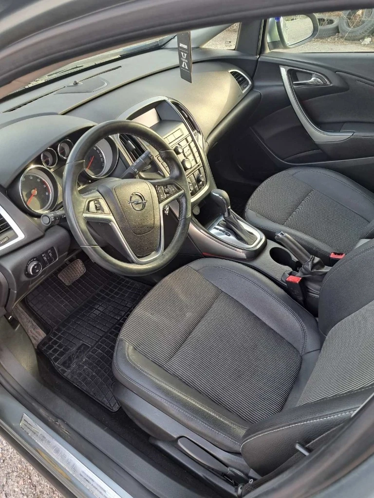 Opel Astra 1.4 турбо  - изображение 2