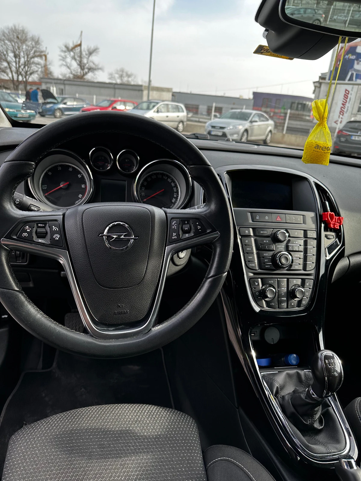 Opel Astra 1.6 Facelift - изображение 4