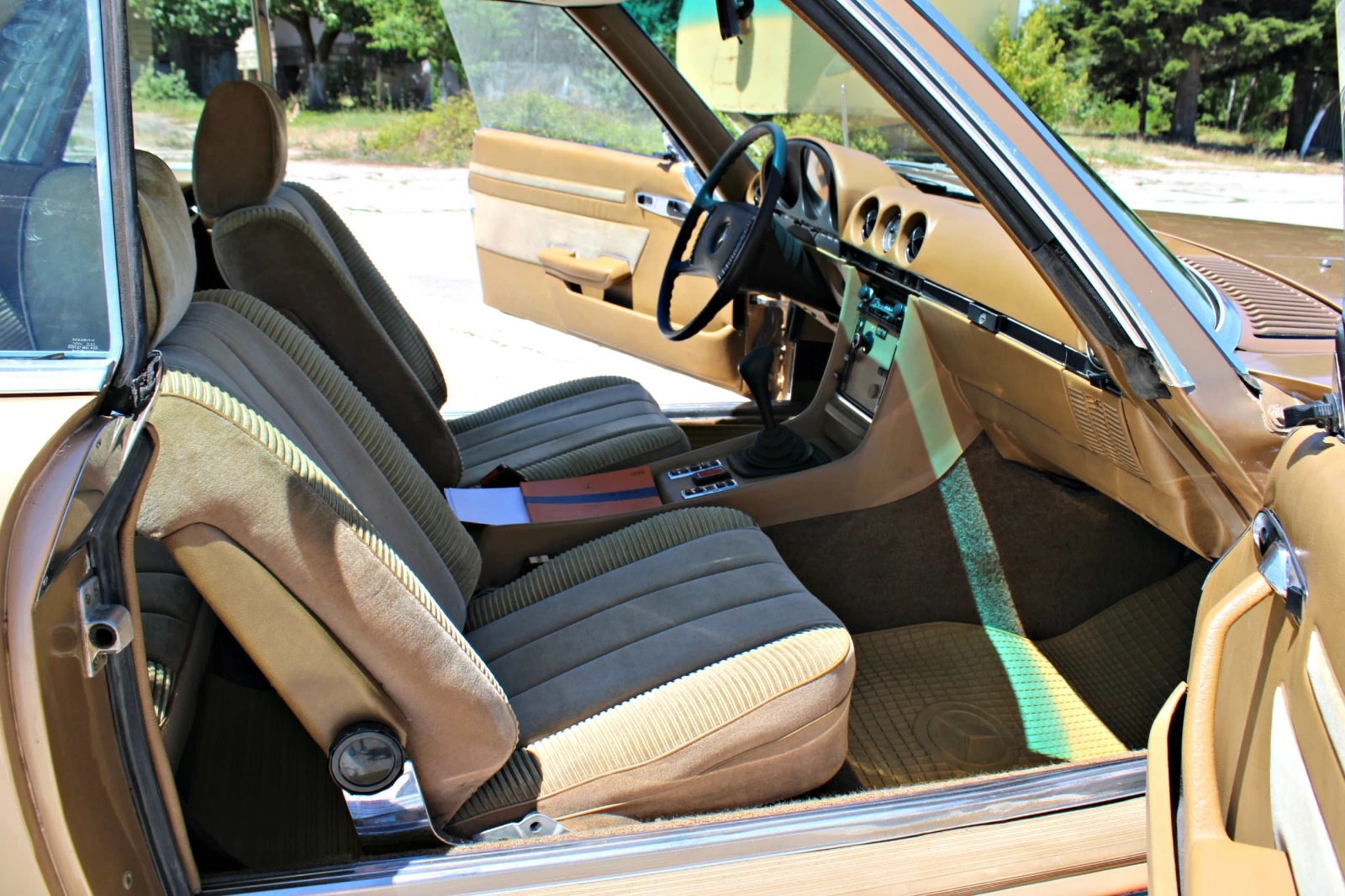 Mercedes-Benz SLC 350 V8 Ръчна кутия Швейцария | Mobile.bg — изображение 15