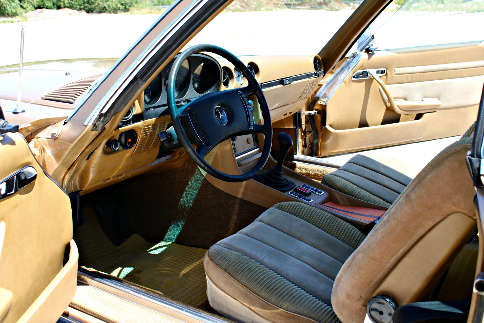 Mercedes-Benz SLC 350 V8 Ръчна кутия Швейцария | Mobile.bg — изображение 11